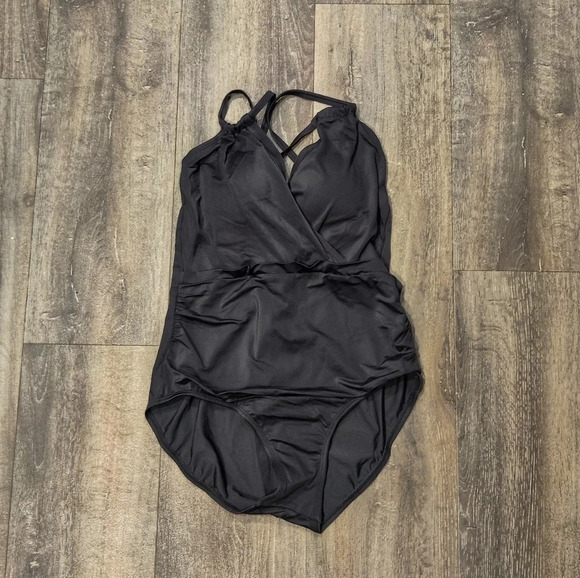 *NWOT* Coastal Blue Halter Wrap Tummy Control Black One Piece - Picture 2 of 6